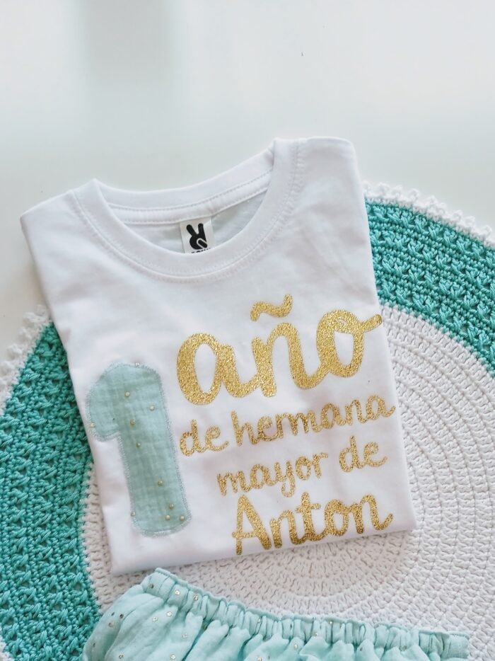 Camiseta un año de herman@ mayor - Imagen 2