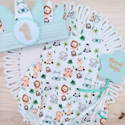 Pack cumpleaños peto selva (Corona india)