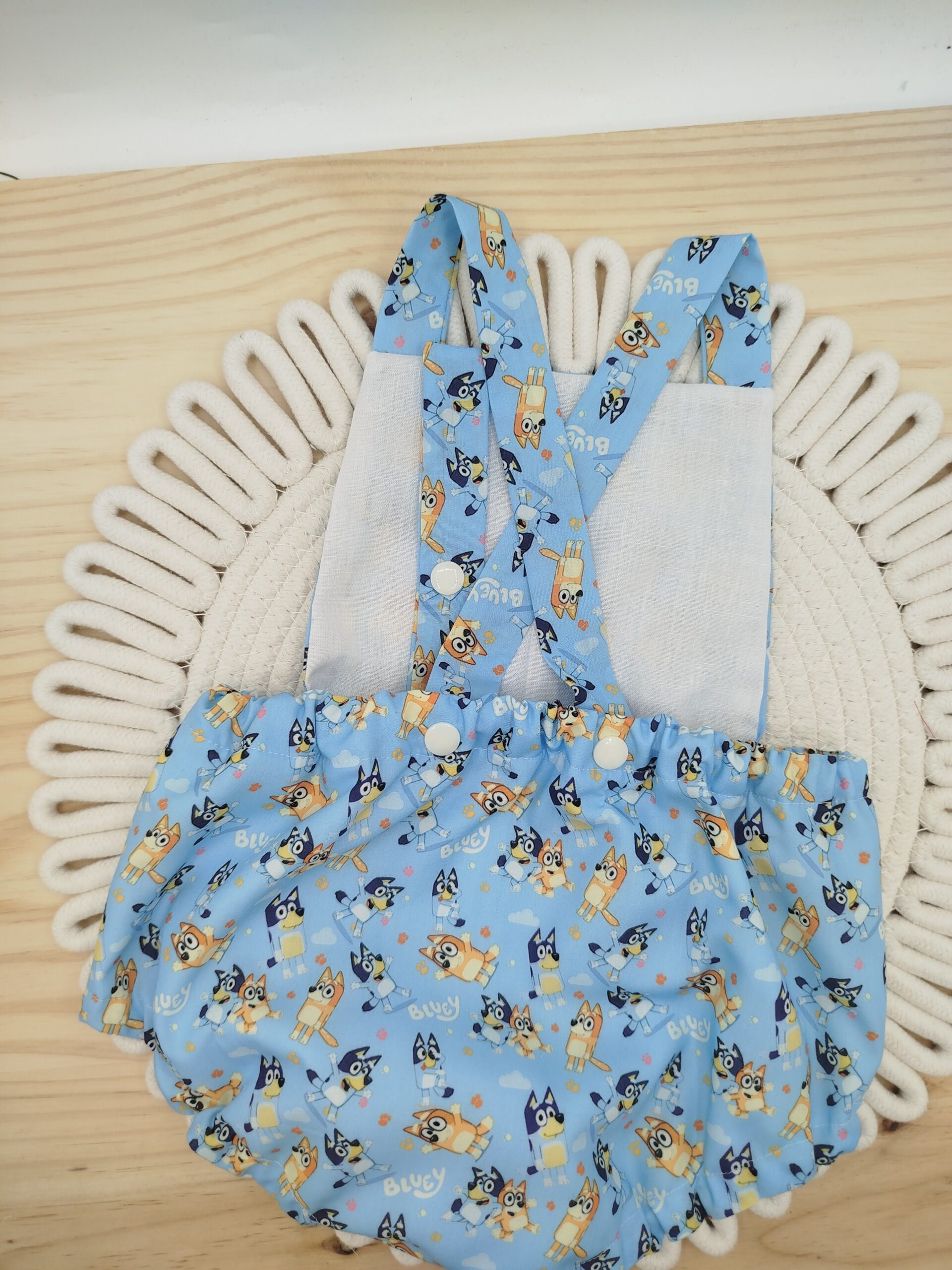 Pack cumpleaños peto BLUEY AZUL - Imagen 5