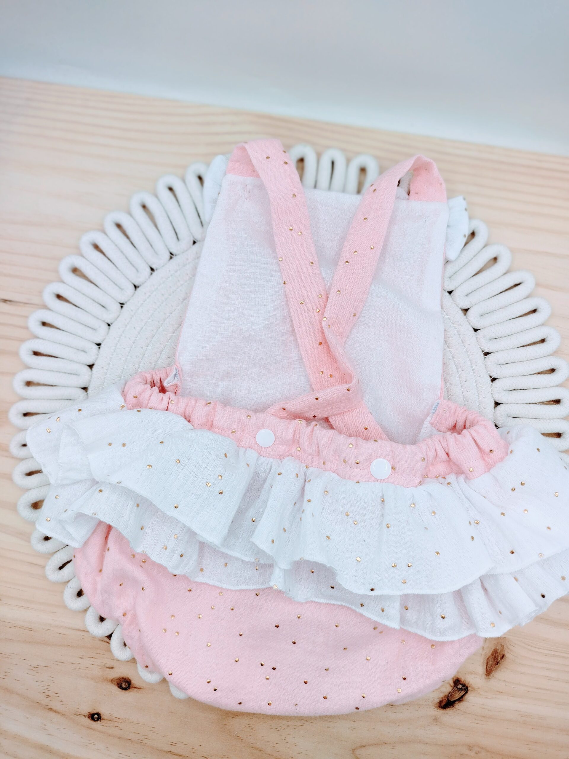 Pack cumpleaños peto doble volante, doble gasa brilli