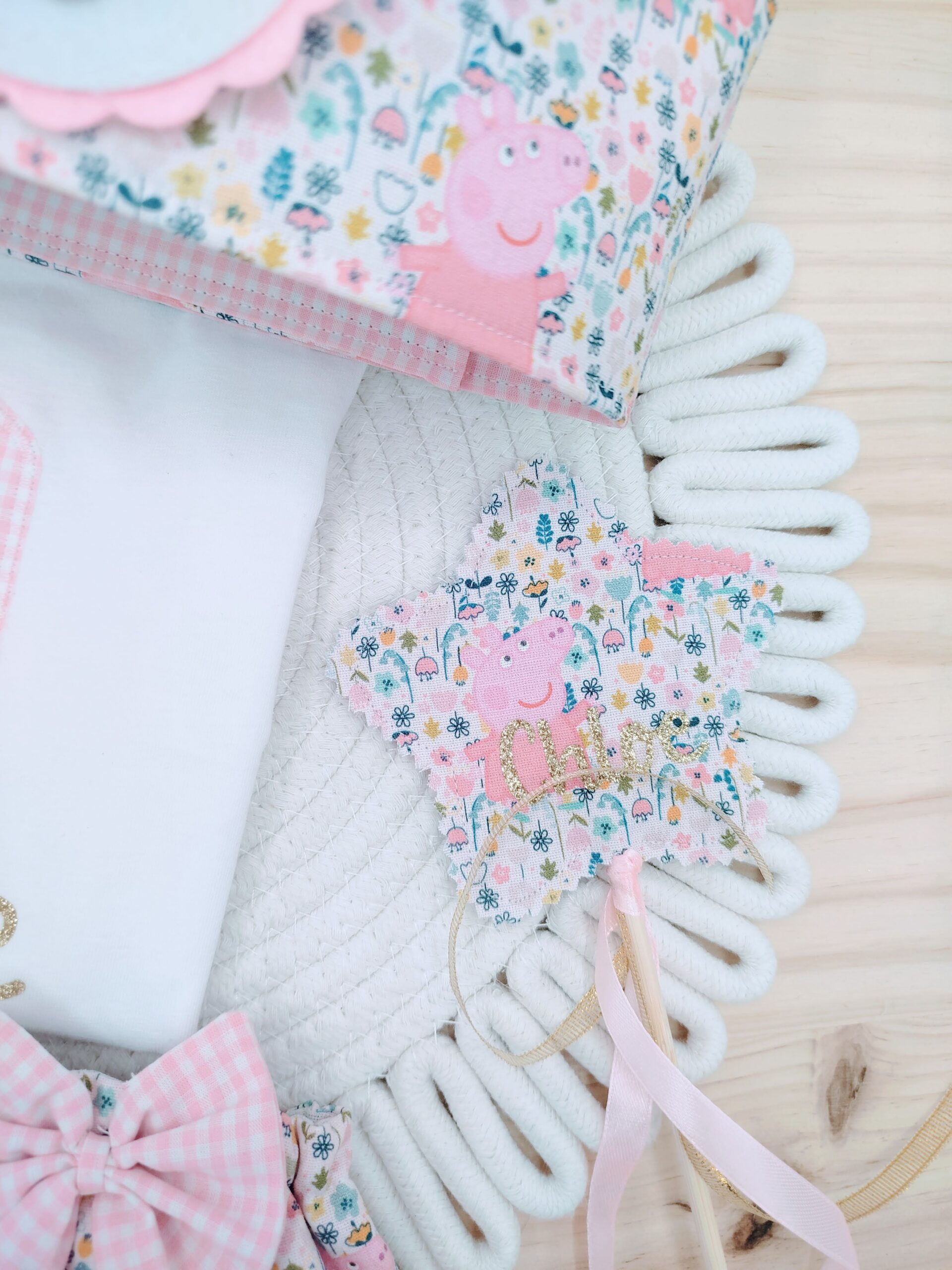 Pack cumpleaños Peppa Pig flores, corona+ camiseta - Imagen 3