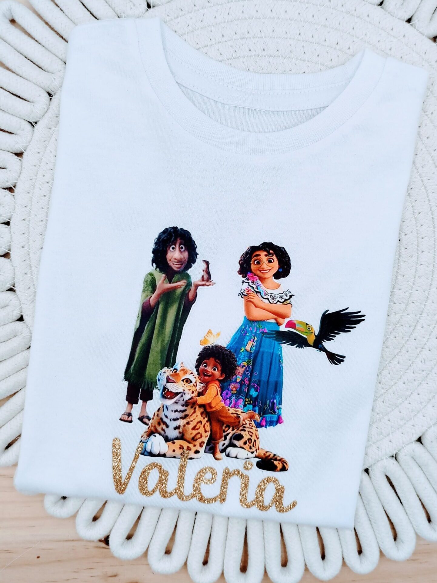 Camiseta cumple, Encanto - Imagen 3